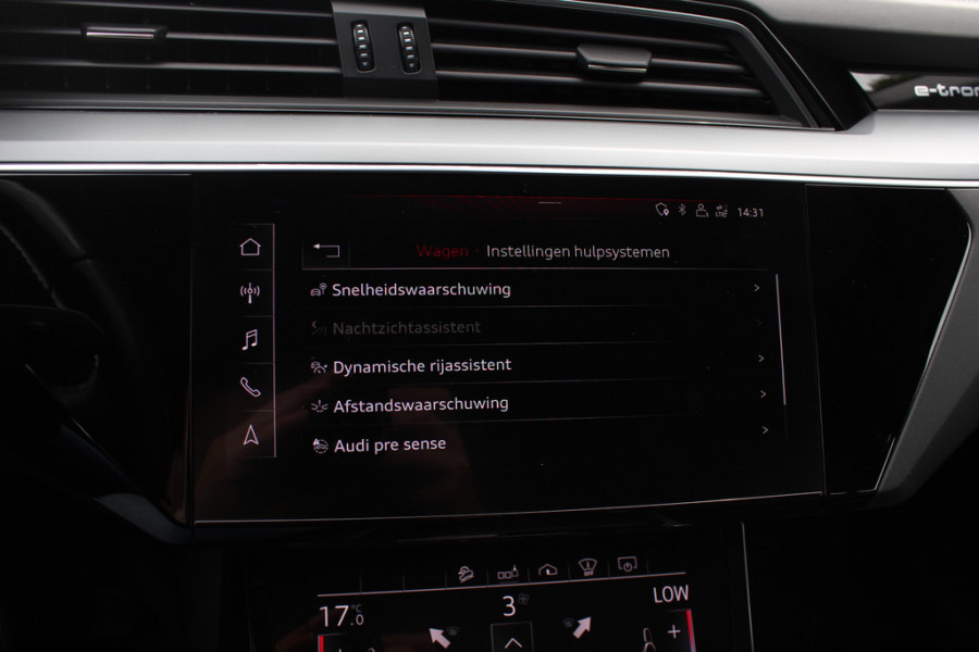 Audi e-tron 55 quattro S edition 95 kWh / SoH 94,6% / Panoramadak / 360Camera / Head-up / Luxe Leder / Luchtvering / 21'' / B&O / Softclose / Matrix LED / CarPlay / Dodehoek / DAB / ACC / Stoelmassage+Ventilatie