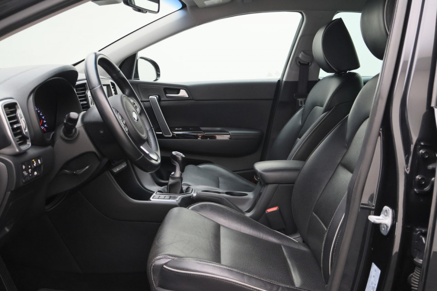 Kia Sportage 1.6 GDI Design Edition Leer, Camera, Cruise, Apple Carplay, JBL, Stoelverwarming, Trekhaak, 17''