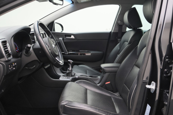 Kia Sportage 1.6 GDI Design Edition Leer, Camera, Cruise, Apple Carplay, JBL, Stoelverwarming, Trekhaak, 17''