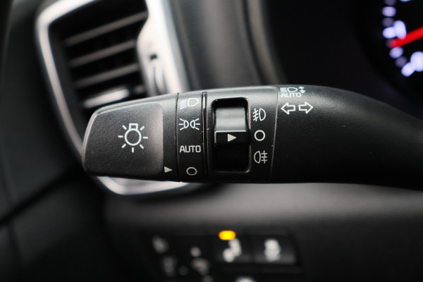 Kia Sportage 1.6 GDI Design Edition Leer, Camera, Cruise, Apple Carplay, JBL, Stoelverwarming, Trekhaak, 17''