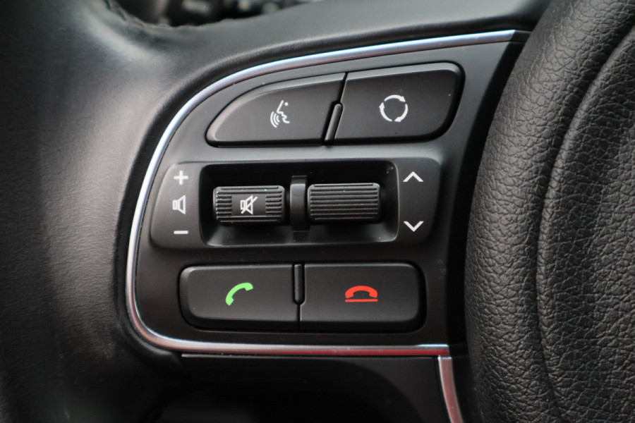 Kia Sportage 1.6 GDI Design Edition Leer, Camera, Cruise, Apple Carplay, JBL, Stoelverwarming, Trekhaak, 17''