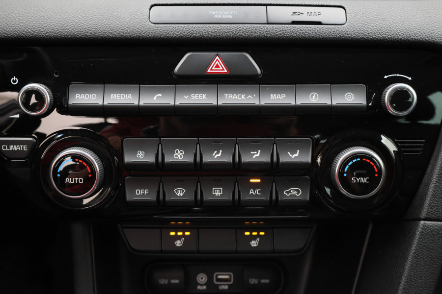 Kia Sportage 1.6 GDI Design Edition Leer, Camera, Cruise, Apple Carplay, JBL, Stoelverwarming, Trekhaak, 17''