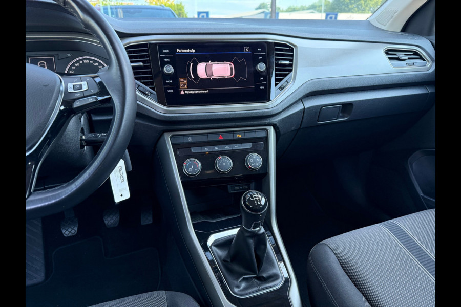 Volkswagen T-Roc 1.0 TSI Style Business - Navi - Airco - Parkeerhulp - Org.NL