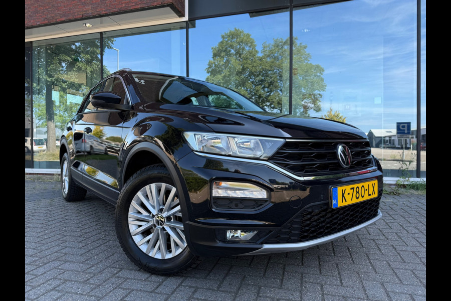 Volkswagen T-Roc 1.0 TSI Style Business - Navi - Airco - Parkeerhulp - Org.NL