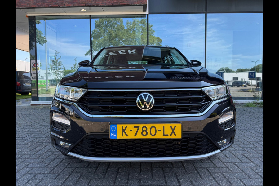 Volkswagen T-Roc 1.0 TSI Style Business - Navi - Airco - Parkeerhulp - Org.NL