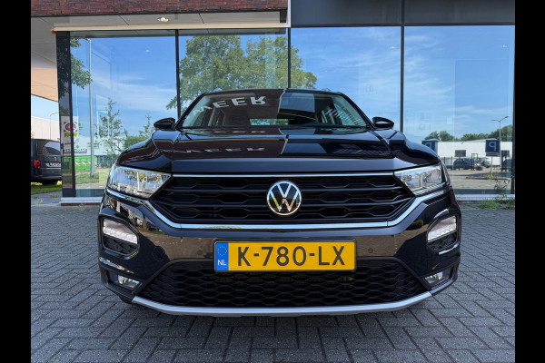 Volkswagen T-Roc 1.0 TSI Style Business - Navi - Airco - Parkeerhulp - Org.NL