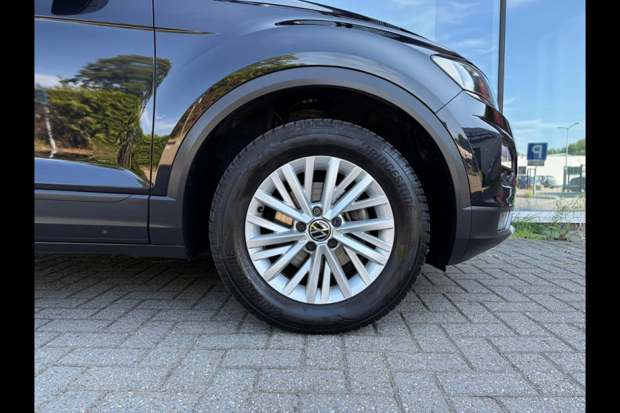 Volkswagen T-Roc 1.0 TSI Style Business - Navi - Airco - Parkeerhulp - Org.NL