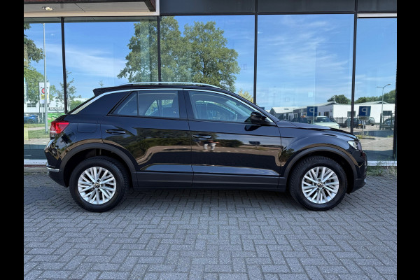 Volkswagen T-Roc 1.0 TSI Style Business - Navi - Airco - Parkeerhulp - Org.NL