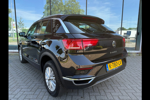 Volkswagen T-Roc 1.0 TSI Style Business - Navi - Airco - Parkeerhulp - Org.NL