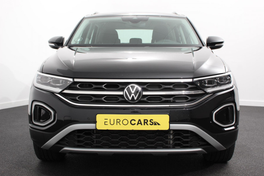 Volkswagen T-Roc 1.5 TSI DSG Style Navigatie Wireless App connect Adaptive Cruise Control Park Assist Camera Parkeersensoren IQ Drive pakket Stoel- en stuurwielverwarming Virtual cockpit Elektrische achterklep Full LED koplampen