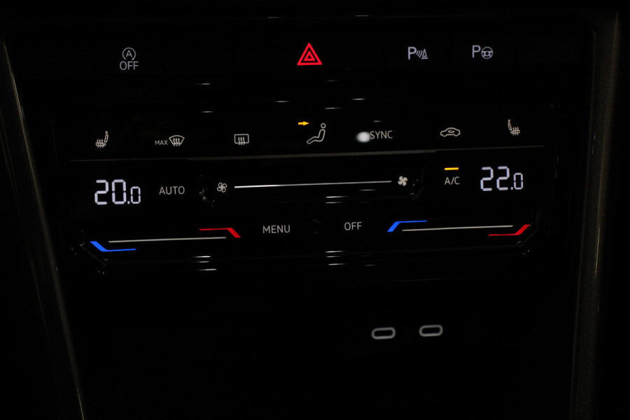 Volkswagen T-Roc 1.5 TSI DSG Style Navigatie Wireless App connect Adaptive Cruise Control Park Assist Camera Parkeersensoren IQ Drive pakket Stoel- en stuurwielverwarming Virtual cockpit Elektrische achterklep Full LED koplampen