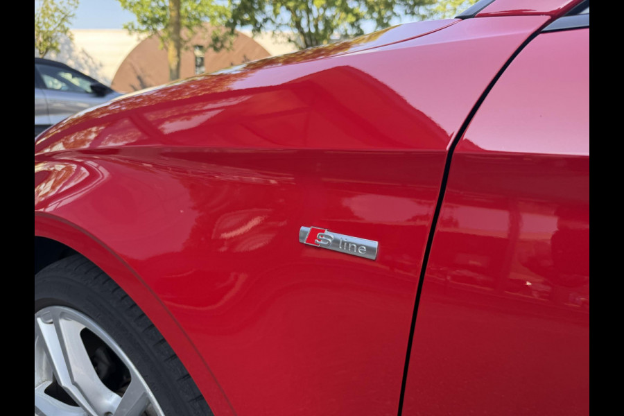 Audi A3 Limousine 35 TFSI CoD Advance Sport S-LINE BINNEN + BUITEN| PANO| STOELVERWARMING| LED| 2E EIGENAAR| ORIGINEEL NEDERLANDS NAP| DIGITAAL DASH| CARPLAY|