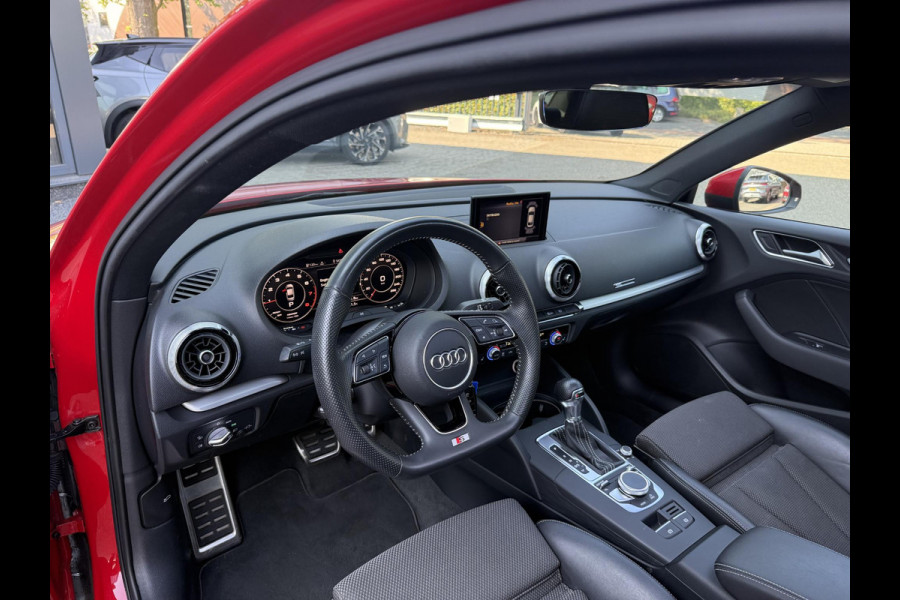 Audi A3 Limousine 35 TFSI CoD Advance Sport S-LINE BINNEN + BUITEN| PANO| STOELVERWARMING| LED| 2E EIGENAAR| ORIGINEEL NEDERLANDS NAP| DIGITAAL DASH| CARPLAY|