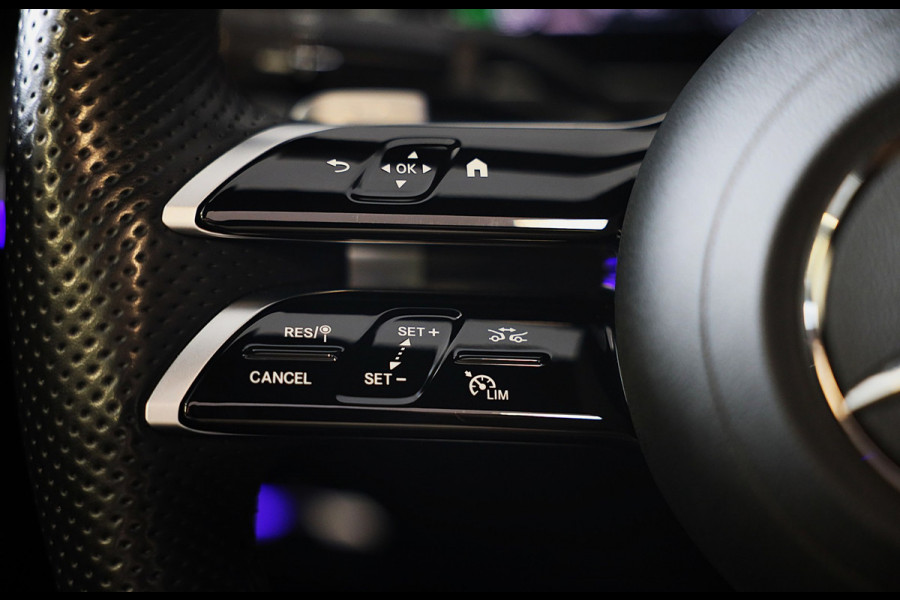 Mercedes-Benz CLE Coupé 300 e AMG 53 Look / Head Up / Burmester / 360 Camera / Acc / Elek Stoelen / Memory / Open Pano / 20 Inch
