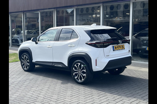 Toyota Yaris Cross 1.5 Hybrid Dynamic | 17 inch, Keyless, Privacy Glass, Smart connect, Apple CarPlay/Android Auto, LED, Parkeercamera