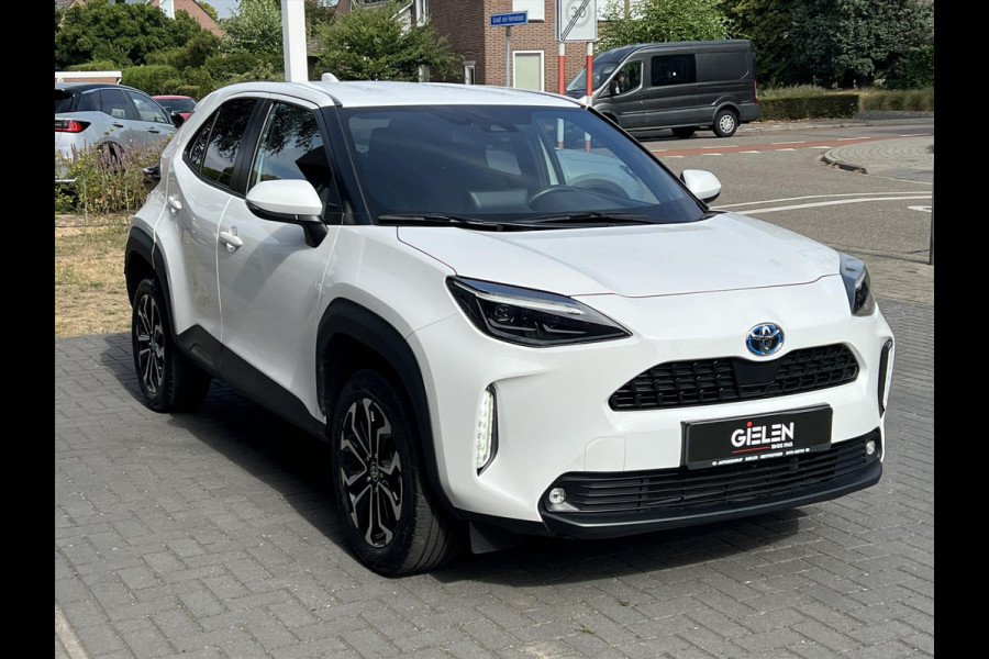 Toyota Yaris Cross 1.5 Hybrid Dynamic | 17 inch, Keyless, Privacy Glass, Smart connect, Apple CarPlay/Android Auto, LED, Parkeercamera