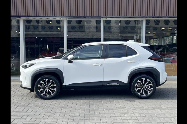 Toyota Yaris Cross 1.5 Hybrid Dynamic | 17 inch, Keyless, Privacy Glass, Smart connect, Apple CarPlay/Android Auto, LED, Parkeercamera