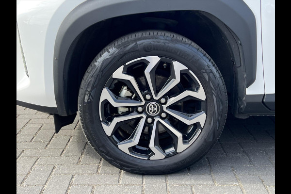 Toyota Yaris Cross 1.5 Hybrid Dynamic | 17 inch, Keyless, Privacy Glass, Smart connect, Apple CarPlay/Android Auto, LED, Parkeercamera