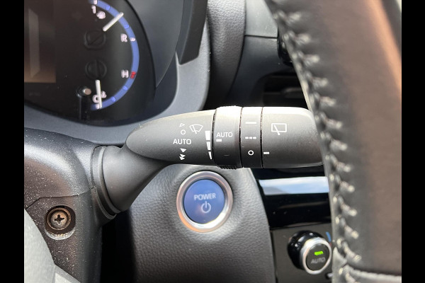 Toyota Yaris Cross 1.5 Hybrid Dynamic | 17 inch, Keyless, Privacy Glass, Smart connect, Apple CarPlay/Android Auto, LED, Parkeercamera