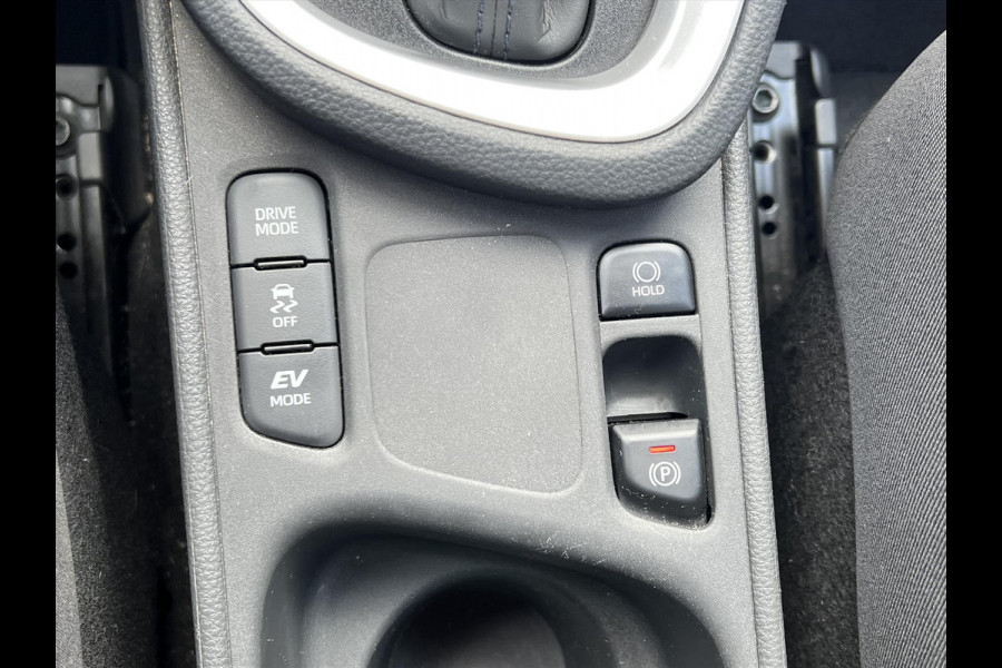 Toyota Yaris Cross 1.5 Hybrid Dynamic | 17 inch, Keyless, Privacy Glass, Smart connect, Apple CarPlay/Android Auto, LED, Parkeercamera