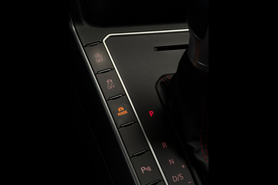 Volkswagen Polo 2.0 TSI GTI CarPlay Panorama
