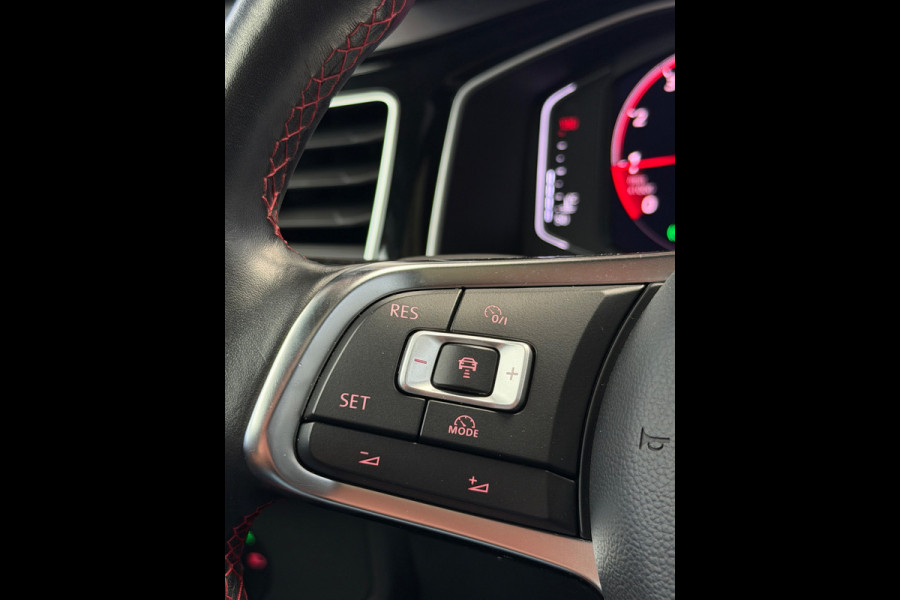 Volkswagen Polo 2.0 TSI GTI CarPlay Panorama