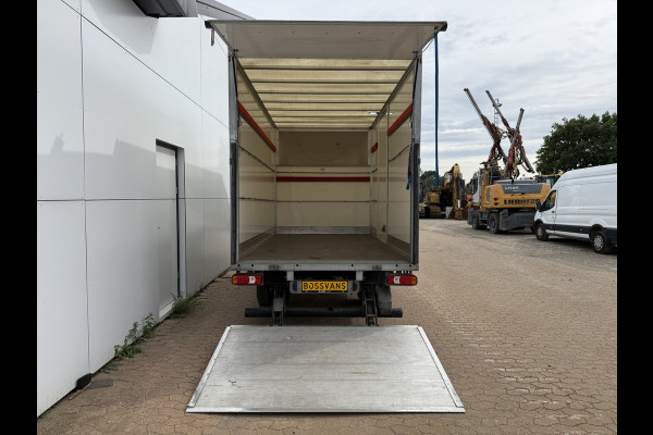 Iveco Daily 35C16 3.0 160PK Bakwagen Laadklep Zijdeur Camera Climate Control Bluetooth Luchtgeveerde stoel Meubelbak Koffer
