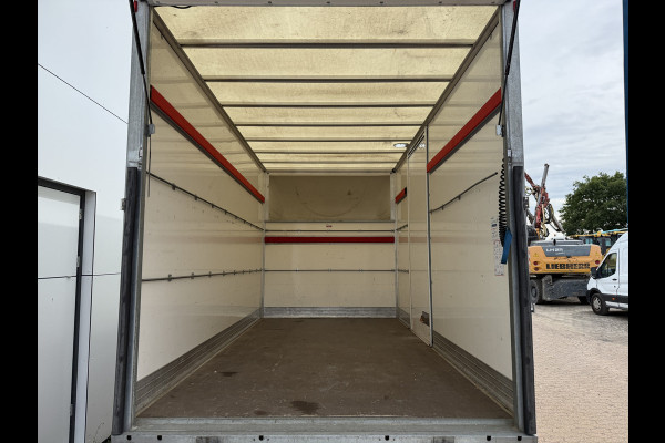Iveco Daily 35C16 3.0 160PK Bakwagen Laadklep Zijdeur Camera Climate Control Bluetooth Luchtgeveerde stoel Meubelbak Koffer