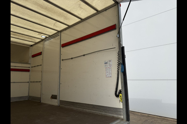 Iveco Daily 35C16 3.0 160PK Bakwagen Laadklep Zijdeur Camera Climate Control Bluetooth Luchtgeveerde stoel Meubelbak Koffer