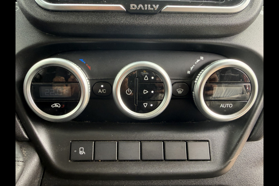 Iveco Daily 35C16 3.0 160PK Bakwagen Laadklep Zijdeur Camera Climate Control Bluetooth Luchtgeveerde stoel Meubelbak Koffer