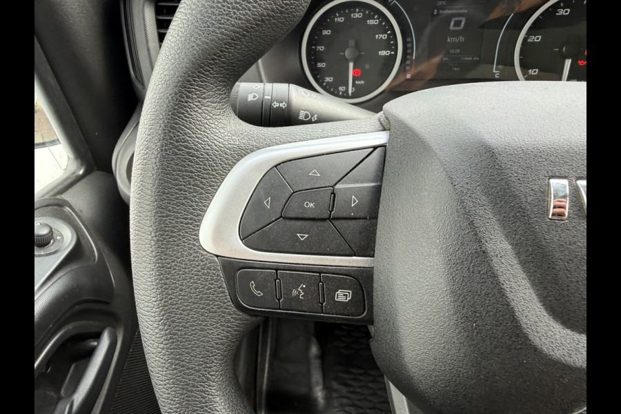 Iveco Daily 35C16 3.0 160PK Bakwagen Laadklep Zijdeur Camera Climate Control Bluetooth Luchtgeveerde stoel Meubelbak Koffer