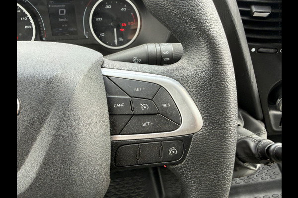 Iveco Daily 35C16 3.0 160PK Bakwagen Laadklep Zijdeur Camera Climate Control Bluetooth Luchtgeveerde stoel Meubelbak Koffer