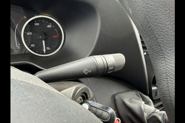 Iveco Daily 35C16 3.0 160PK Bakwagen Laadklep Zijdeur Camera Climate Control Bluetooth Luchtgeveerde stoel Meubelbak Koffer