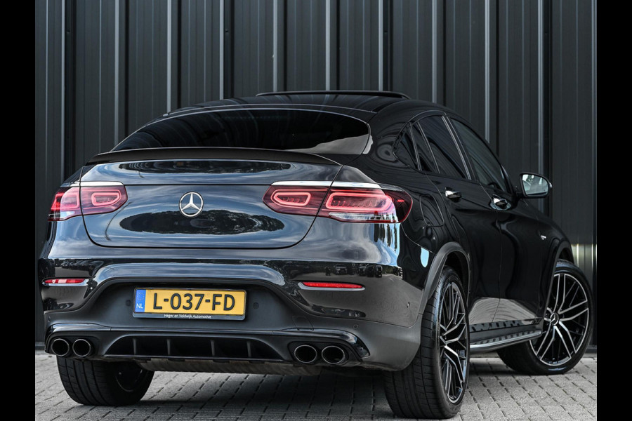 Mercedes-Benz GLC Coupé AMG 43 4MATIC Premium Plus | Panoramadak | Burmester | Camera | Stoelverwarming | Carbon Inleg | Luchtvering | Ambiance Interieur | Elektr. Verst. Stoelen |