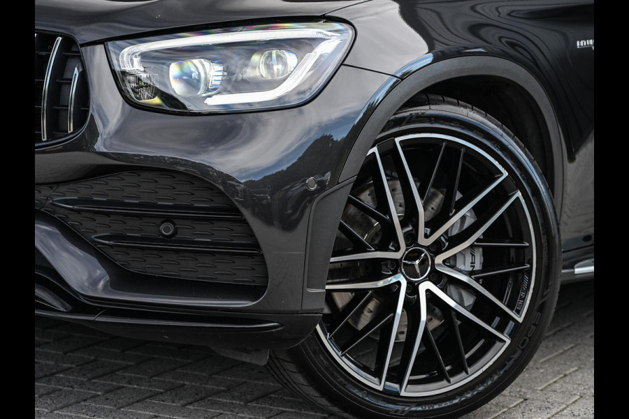 Mercedes-Benz GLC Coupé AMG 43 4MATIC Premium Plus | Panoramadak | Burmester | Camera | Stoelverwarming | Carbon Inleg | Luchtvering | Ambiance Interieur | Elektr. Verst. Stoelen |