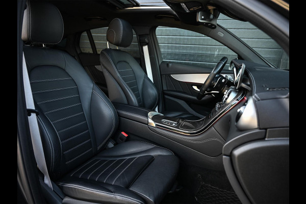 Mercedes-Benz GLC Coupé AMG 43 4MATIC Premium Plus | Panoramadak | Burmester | Camera | Stoelverwarming | Carbon Inleg | Luchtvering | Ambiance Interieur | Elektr. Verst. Stoelen |