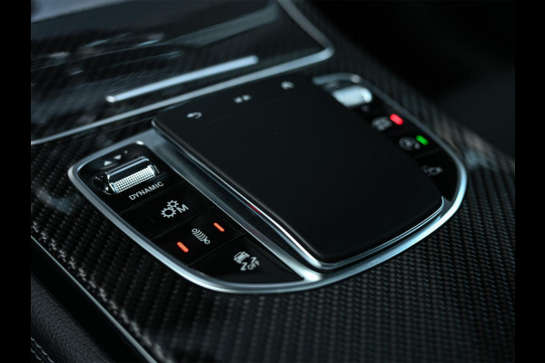 Mercedes-Benz GLC Coupé AMG 43 4MATIC Premium Plus | Panoramadak | Burmester | Camera | Stoelverwarming | Carbon Inleg | Luchtvering | Ambiance Interieur | Elektr. Verst. Stoelen |