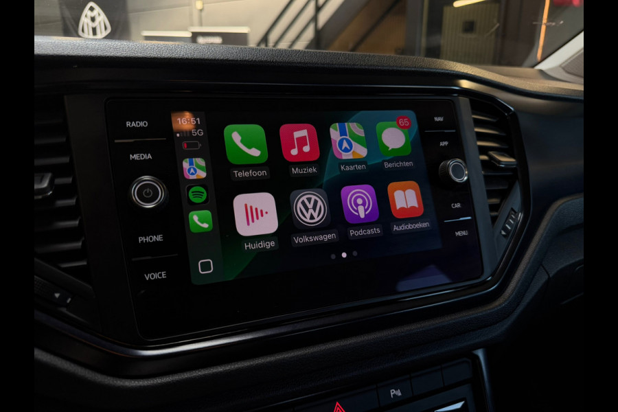 Volkswagen T-Roc 1.5 TSI Sport |AUTOMAAT|ACC|STOELVERWARMING|LANE ASSIST|CARPLAY|PDC|APK|18 INCH|150PK|