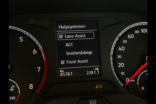 Volkswagen T-Roc 1.5 TSI Sport |AUTOMAAT|ACC|STOELVERWARMING|LANE ASSIST|CARPLAY|PDC|APK|18 INCH|150PK|