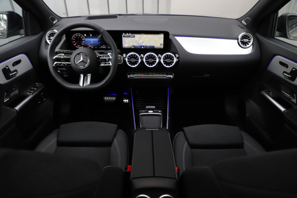 Mercedes-Benz GLA 250e AMG | 218PK | Head-up | Burmester | Keyless-go | Memory | Distronic+ | Pano | Sfeerverlichting | Multibeam | 2026.