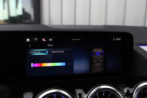 Mercedes-Benz GLA 250e AMG | 218PK | Head-up | Burmester | Keyless-go | Memory | Distronic+ | Pano | Sfeerverlichting | Multibeam | 2026.