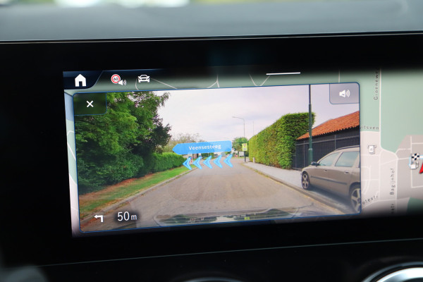 Mercedes-Benz GLA 250e AMG | 218PK | Head-up | Burmester | Keyless-go | Memory | Distronic+ | Pano | Sfeerverlichting | Multibeam | 2026.