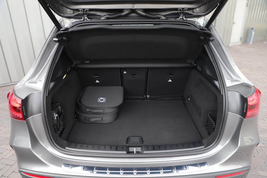 Mercedes-Benz GLA 250e AMG | 218PK | Head-up | Burmester | Keyless-go | Memory | Distronic+ | Pano | Sfeerverlichting | Multibeam | 2026.
