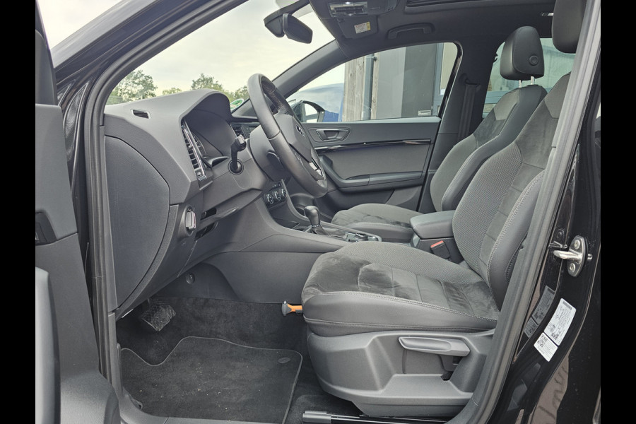 Seat Ateca 1.4 EcoTSI Xcellence | Automaat | Pano | Trekhaak | App-connect | Camera | PDC | LED | All-seasons |