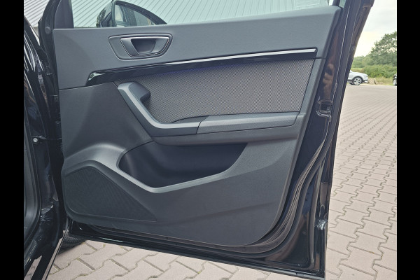 Seat Ateca 1.4 EcoTSI Xcellence | Automaat | Pano | Trekhaak | App-connect | Camera | PDC | LED | All-seasons |