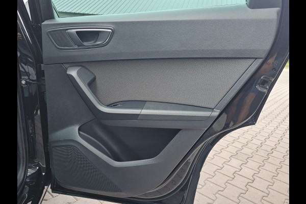 Seat Ateca 1.4 EcoTSI Xcellence | Automaat | Pano | Trekhaak | App-connect | Camera | PDC | LED | All-seasons |