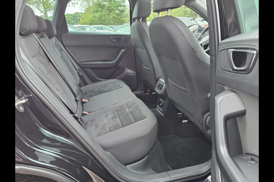 Seat Ateca 1.4 EcoTSI Xcellence | Automaat | Pano | Trekhaak | App-connect | Camera | PDC | LED | All-seasons |