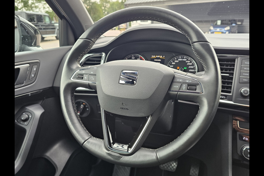 Seat Ateca 1.4 EcoTSI Xcellence | Automaat | Pano | Trekhaak | App-connect | Camera | PDC | LED | All-seasons |