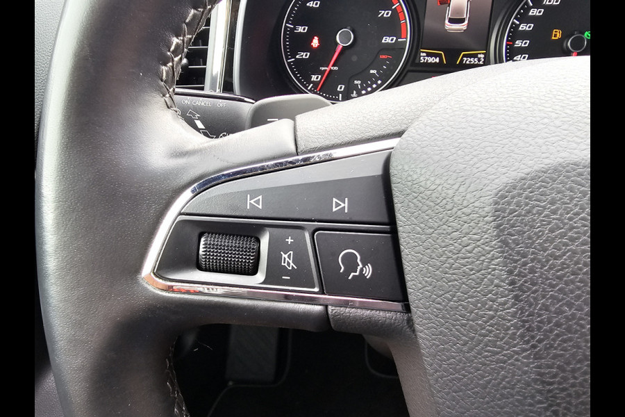 Seat Ateca 1.4 EcoTSI Xcellence | Automaat | Pano | Trekhaak | App-connect | Camera | PDC | LED | All-seasons |