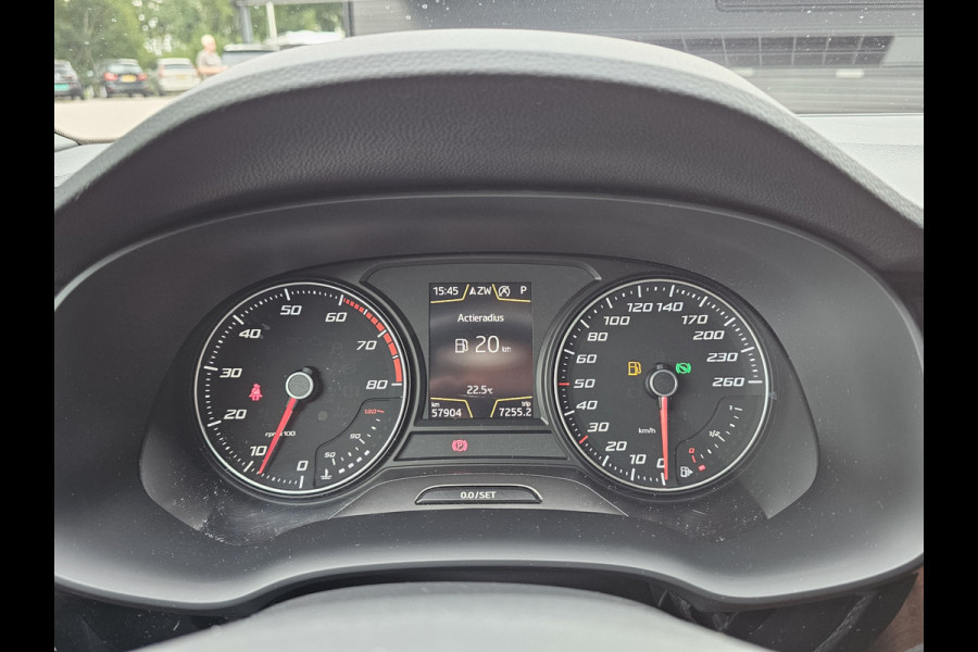 Seat Ateca 1.4 EcoTSI Xcellence | Automaat | Pano | Trekhaak | App-connect | Camera | PDC | LED | All-seasons |
